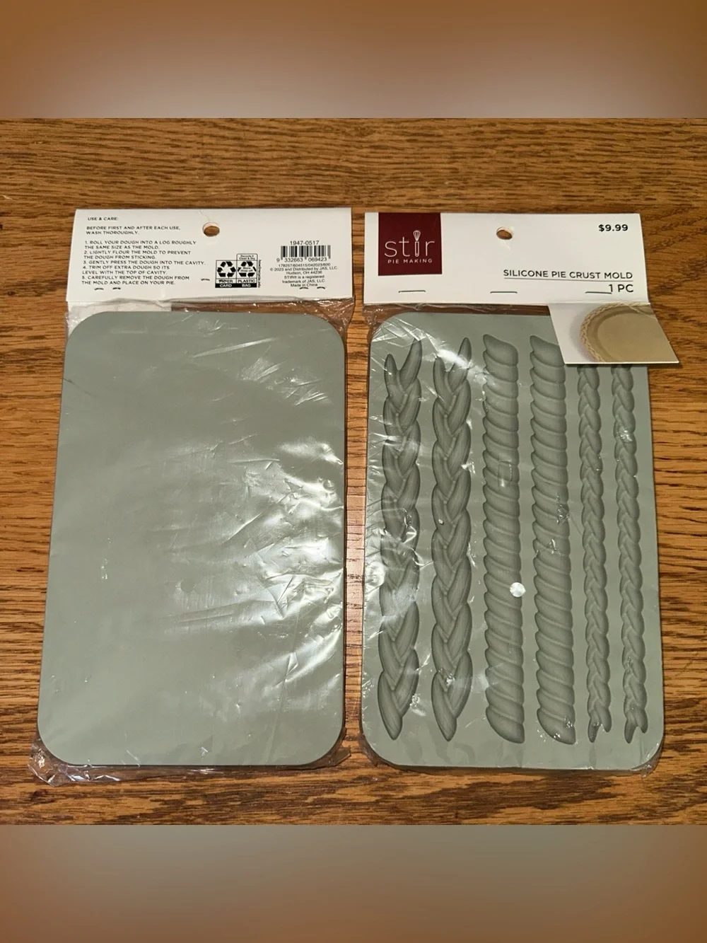 Stir Pie Making Silicon Pie Crust Mold NWT Set Of 2